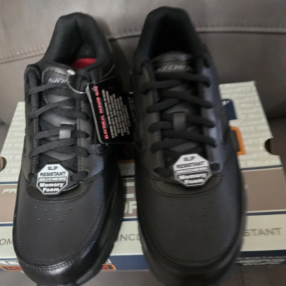 Skechers Women's Black Slip Resistant Shoes - Picture 2 of 6